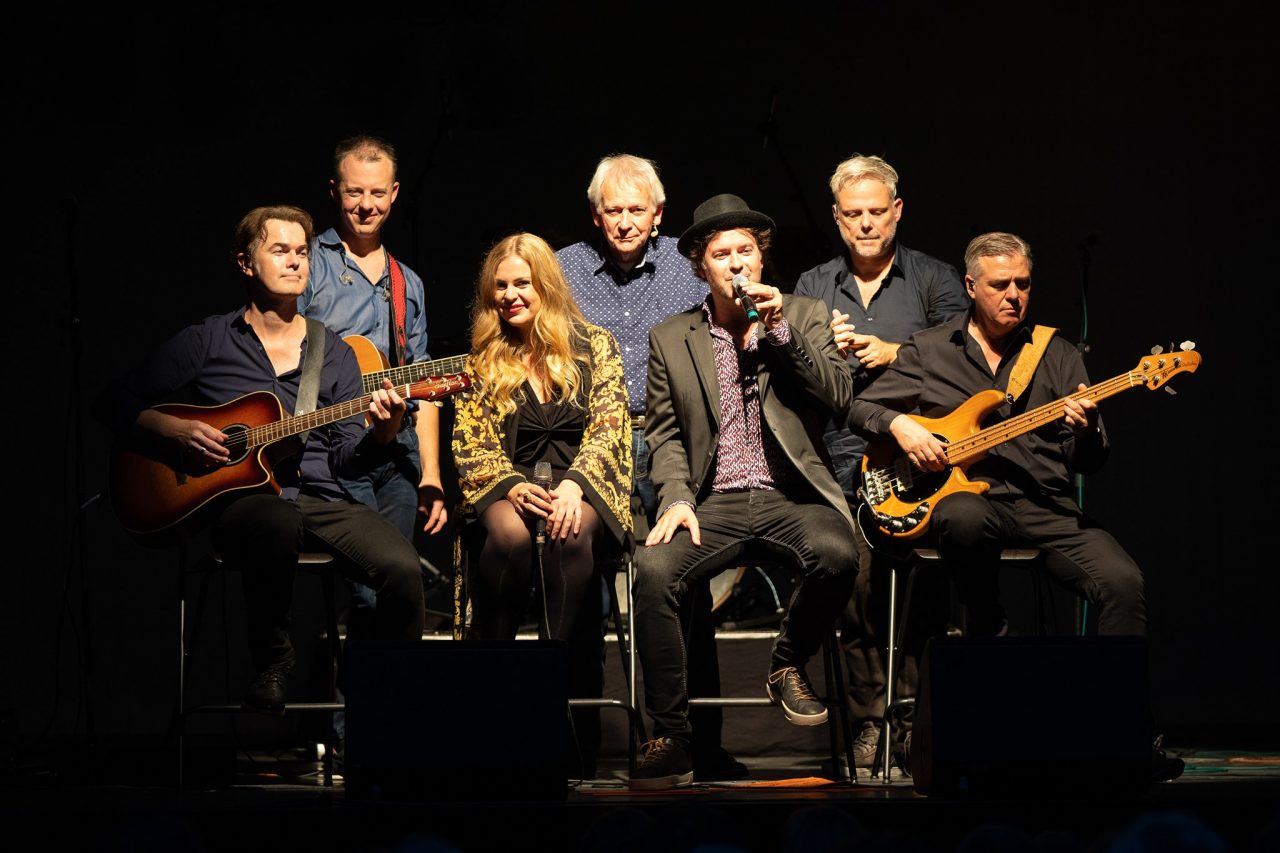 Evergreen Top 1000 Live met Arnold Mühren (The Cats) EVENEMENT WORDT VERPLAATST Zalen Schaaf